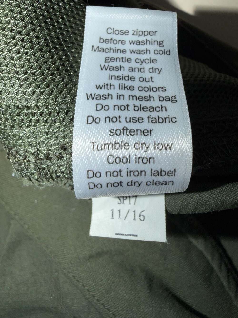 Athleta Trekkie Cargo Hiking Shorts Olive Green Size 4 - Picture 8 of 8